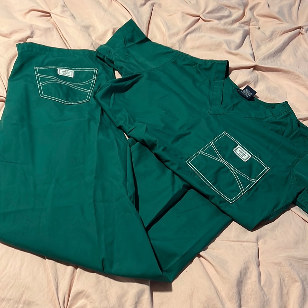 Blue Sky Pine Green Classic Shelby Scrub Top & Bottom